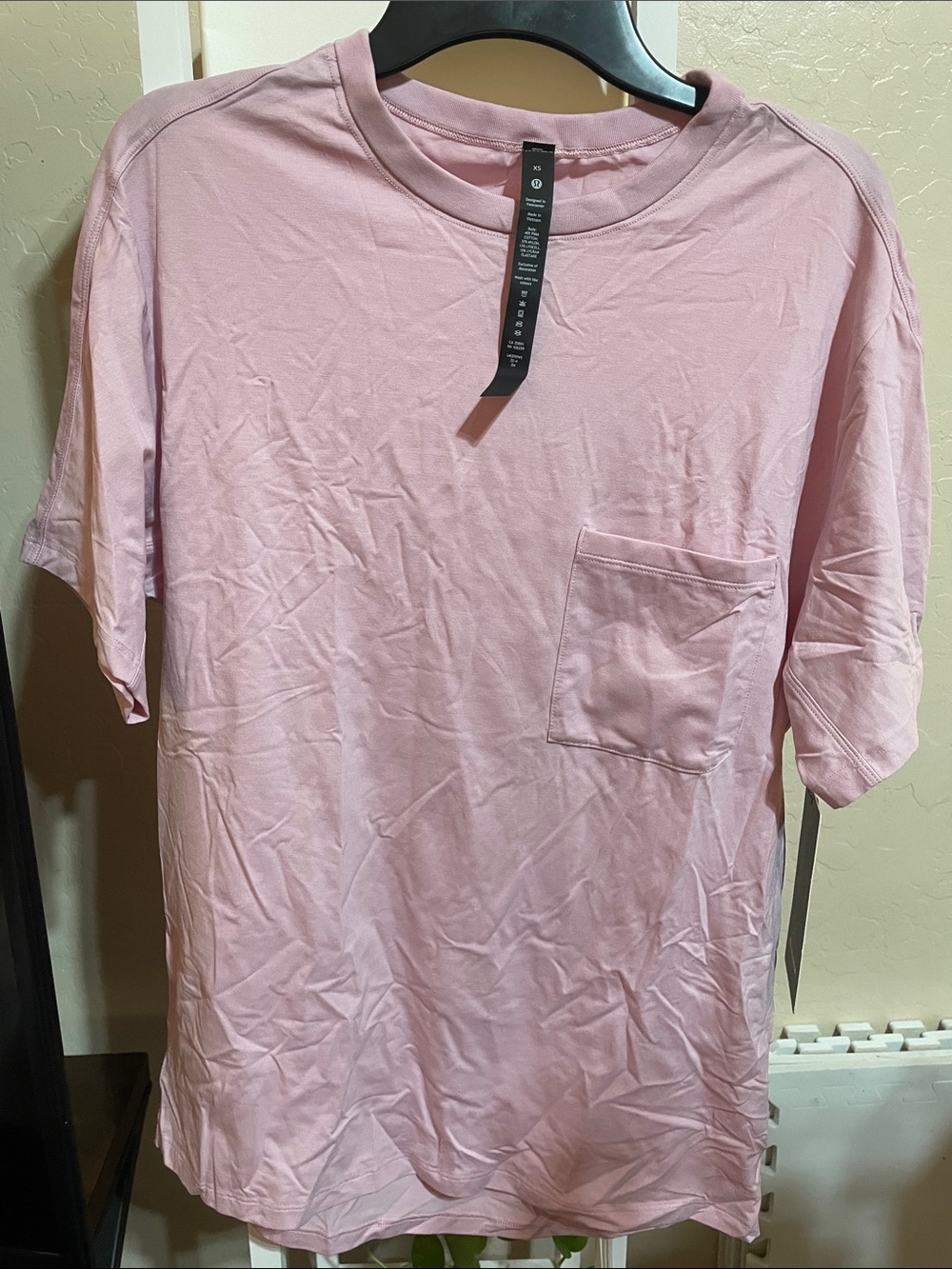 lululemon athletica Light Pink Short Sleeve Pocket Tee